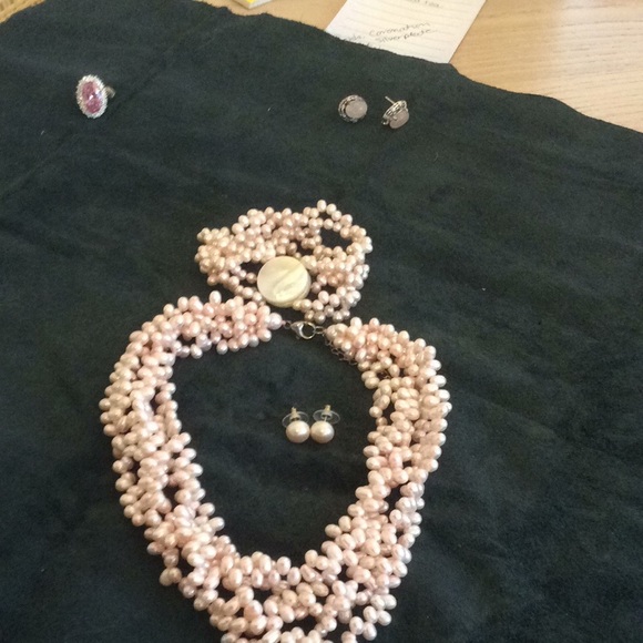 Beautiful pink twisted seed pearl bracelet - Picture 5 of 5